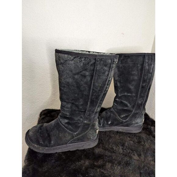 UGG Knightsbridge 5119 Women's Black Suede Leather Round Toe Boots Size 8 - Picture 1 of 7